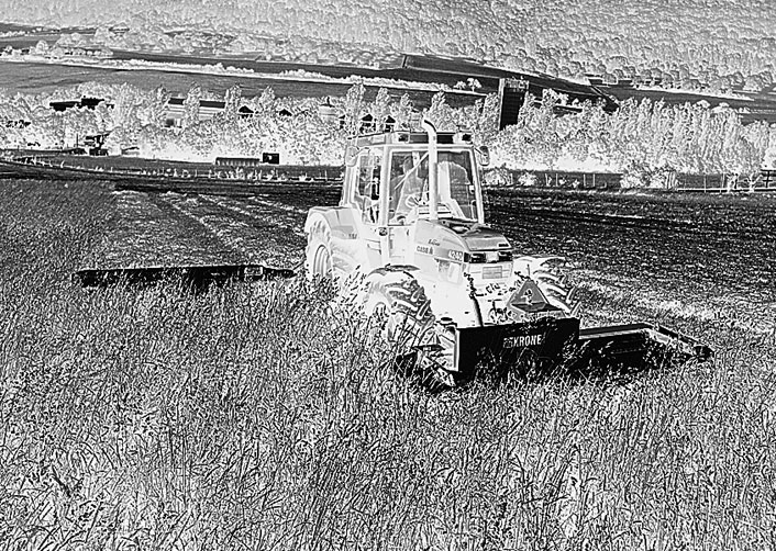 KRONE-konemallisto Kestävät konneet vaativaan maatalouskäyttöön ja urakoitsijoille.
