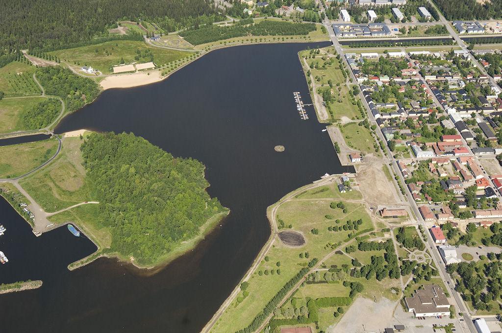KANSALLINEN KAUPUNKIPUISTO Kaupunginhallitus 17.11.