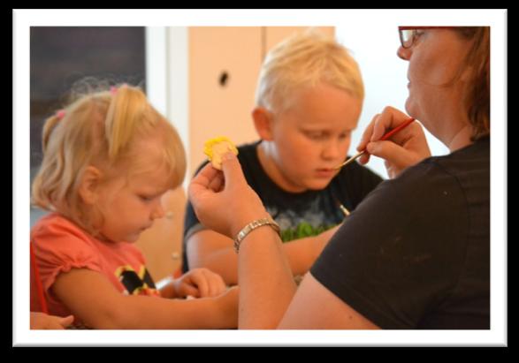 Lesbo sisaret ja äiti