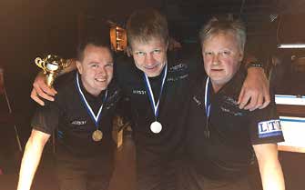 Pool joukkue SM 29-30.10.2016 GU Tampere. Pool Kuvat: Heikki Laikkamaa. Suomen mestariksi Galaxie United 2, Tampere joukkueella (vas.) Aki Pöyhönen, Jesse Kivelä ja Jesse Gustafsson.