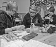 TAMMILUISTO 19.-20.1.2013 Sehän on ihan tosiasia, että hoitaakseen pestiä parhaalla mahdollisella tavalla, tarvitaan myös koulutusta ja vertaistukea.