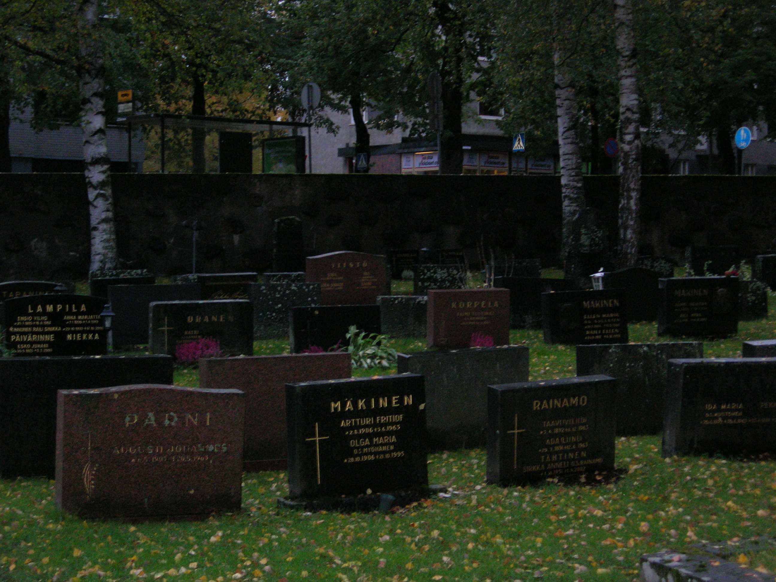 Jumala meidän kanssamme Hepr. 11:32-38.. Monet kidutettiin hengiltä.