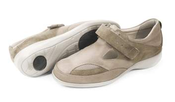 FM 0929 ORTHO X 874 Blue Nappa S131 White EVA 134 Beige Nappa S131 White EVA S170 Black PU FM 6149 ORTHO 518 Dark Beige Split Velour S183 Natur/White TR 874 Blue Nappa S183 Natur/White TR