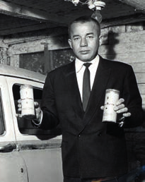 Historian havinaa Tutustu Plastic Paddingin historiaan - jo 60 vuotta markkinoilla Plastic Paddingin perusti Gösta Ericsson vuonna 1956.