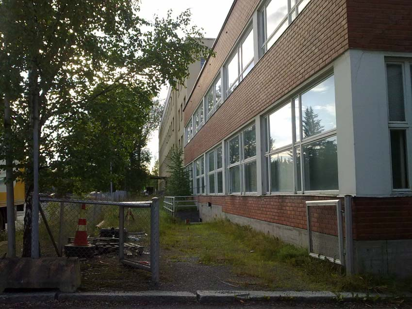 Pohjolankatu 23-25, maaperän haitta-ainetutkimus Liite 1.1 TONTTI NRO 10 Kuva 1.