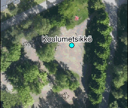Koulumetsikkö Koulumetsikkö Koulumetsikkö Mekaniikanpolku 33720 Tampere Hervanta UL A2 Viheraluetyyppi 3 tyydyttävä 2 -alue kenttä = 326 m 2 pallottelu, lentopallo, kesällä sora ei aitausta ei