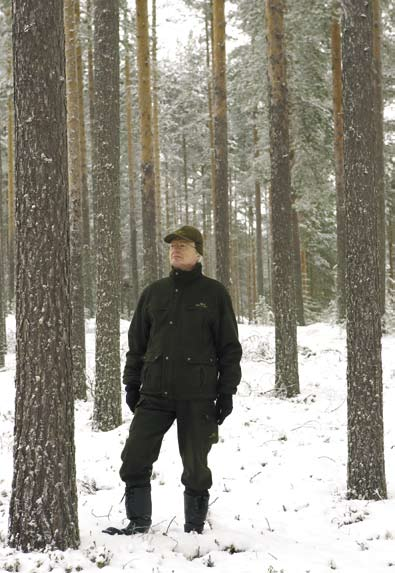 Kolilla eläkepäiviään viettävä Heimo Piironen haluaisi lisätä paikallisen metsäohjelman tavoitteisiin vielä Kolin alueen asutuksen edistämisen.