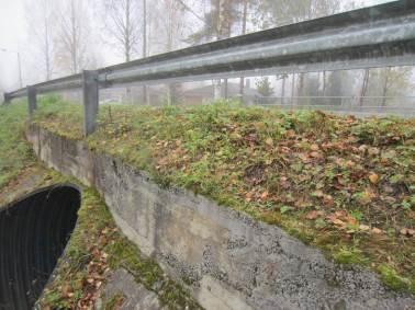 12 Kuva 3, betonin pakkasrapautumaa.