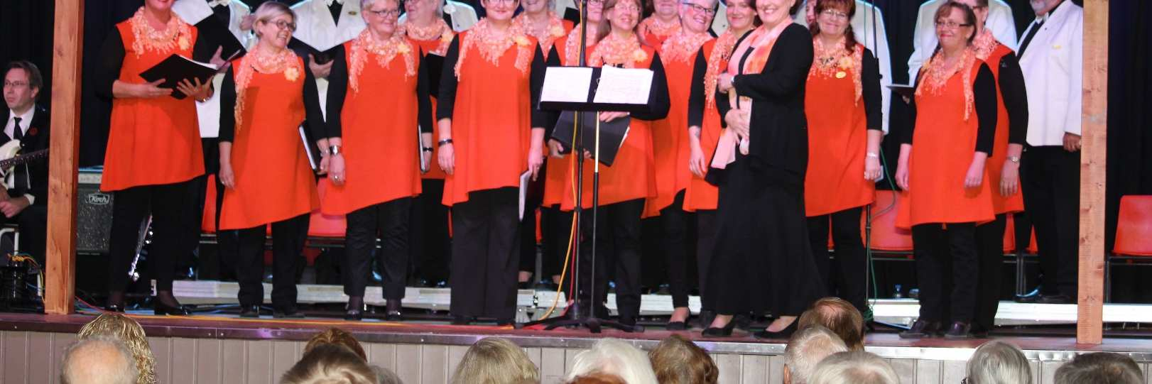 Lauluja 100-vuotiaalle Suomelle Viihdekuoro Kehrät vierailevana solistinaan Jukka Kuoppamäki järjestää konsertin sunnuntaina huhtikuun 9. päivänä klo 17.