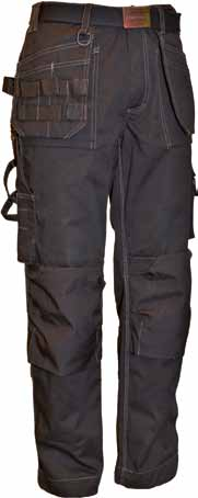 TYÖVAA AATTEET OUTDOOR Softshell-pusero, väri musta. Lukuisia taskuja, mm. 5 eri vetoketjulla suljettavaa taskua puseron ulkopuolella ja vetoketjullinen povitasku.