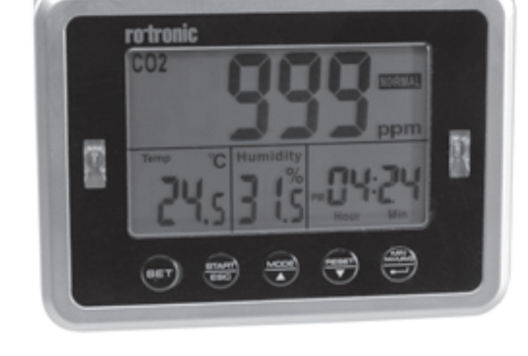 Yleistä CL11 on tarkka huonetilaloggeri joka mittaa, näyttää ja tallentaa ilman suhteellisen kosteuden, lämpötilan, CO2-pitoisuuden ja ulkoisen anturin mittaaman lämpötilan.