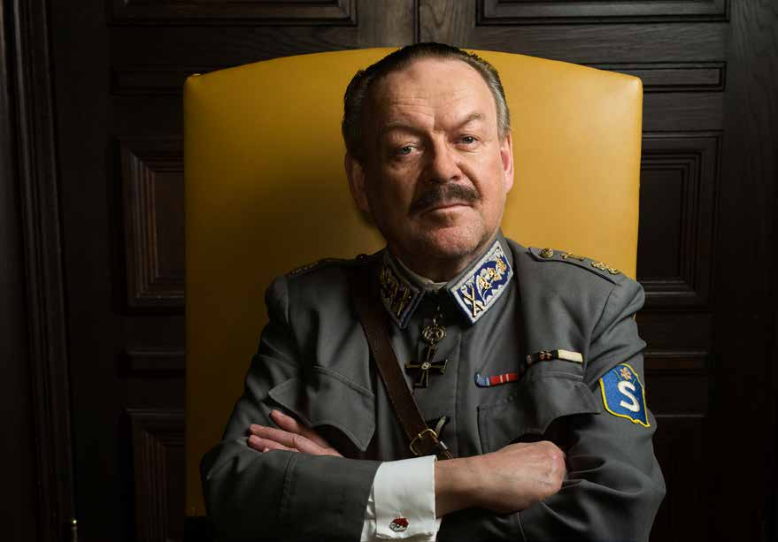 VIIVI HUUSKA KAKSI MANNERHEIMIA Viimeinen päiväkäsky MANNERHEIM X 2 Den sista dagordern / TWO MANNERHEIMS The last Order of the Day Timo Närhinsalo, C. G. E.