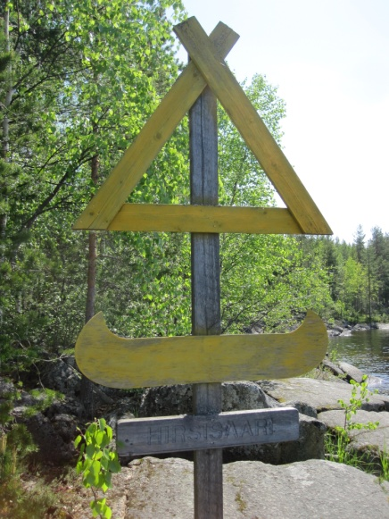 Kuva 10. Papusaaressa on hyväkuntoinen keittokatos. Kuva Metsähallitus / Meri-Hilkka Mäkelä. Kuva 11.