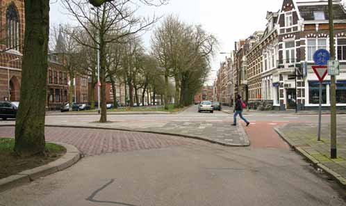 74 MATALARESOLUUTIO Sektorimalli Houten ja Groningen olivat ensimmäisten kaupunkien joukossa, joissa otettiin käyttöön sektorimalli 1970-luvulla.