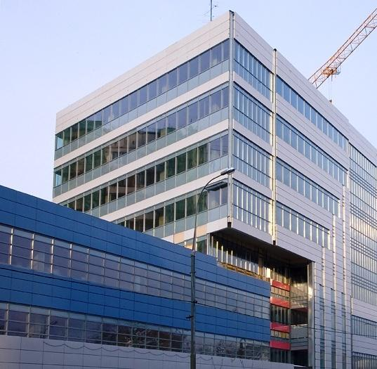 Myyntivalmiita toimitilakohteita Derby Business Park, Espoo - SRV:n kehittämä kolmen toimistotalon toimitilahanke Espoon Perkkaalla rajoittuu Turun moottoritien uuteen liittymään - vuokrausaste yli