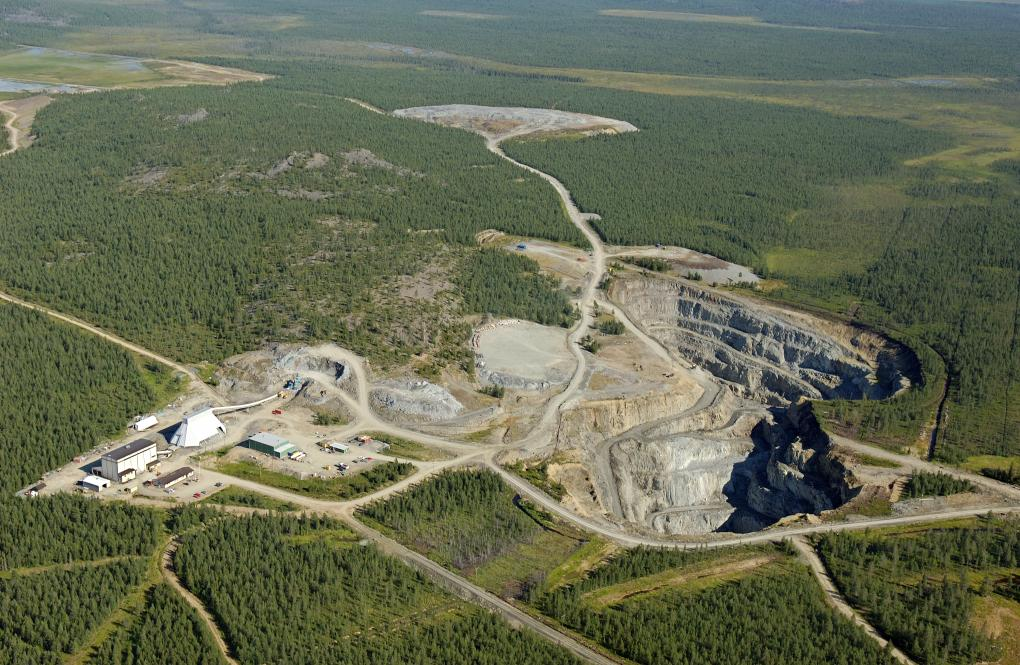 4 Kuvio 1. Ilmakuva Pahtavaaran kaivokselta, kesä 2011 2.