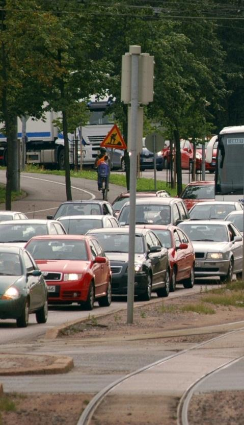 Mitä liikkumisen ohjaus on? Ihmisten kulkutapavalintoihin vaikuttamista tiedollisen ohjauksen, kuten tiedottamisen ja markkinoinnin, avulla. Kestävien kulkumuotojen houkuttelevuuden lisäämistä.