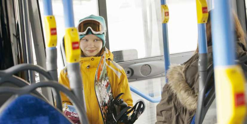 27 Syksyllä 2012 liikenteeseen tuli 56 kevytrakennebussia, joiden polttoaineenkulutus ja lähipäästöt ovat noin 25 prosenttia tavallista bussia pienemmät.