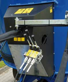 DeLaval feed mixers Powerful and effective, robust and reliable Paripyörät Ohjausjärjestelmä VM5E VM8E VM8 VM10E VM12E VM12 VMDA16 VMDA19 VMDA22 Tilavuus (m 3 ) 5 8 8 10 12 12 16 19 22 Nettopaino