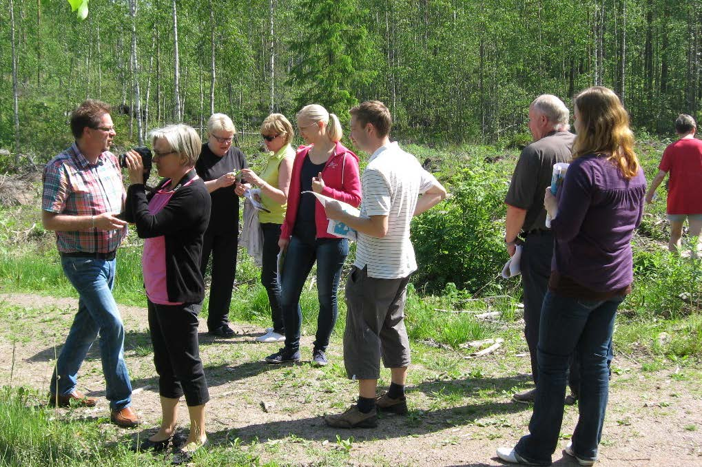 YMPÄRISTÖKESKUKSEN ROOLI JA MISSIO KANKAANPÄÄN KAUPUNGIN ORGANISAATIOSSA Ympäristökeskuksen tärkein rooli on luoda edellytyksiä kaupungissa tapahtuvalle rakentamiselle ja määrittää eri toiminnoille