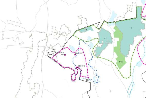105 1.36 Pitkäniemenkeidas Pitkäniemenkeitaan Natura-alue sijoittuu kaava-alueen ulkopuolelle maakuntakaavan rajan välittömään läheisyyteen Kuva 35.
