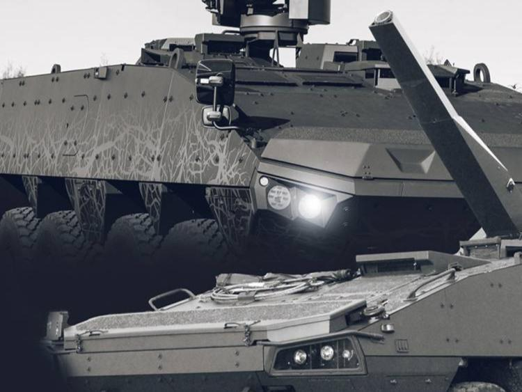 Uusia kauppoja ja tarjouksia, oikeusjutut ohi 280 180 80m on kääntynyt Patria AMV:n toimitukset jatkuvat Puolaan ja Etelä-Afrikkaan Uusia kauppoja Yhdistyneisiin Arabiemiraatteihin.