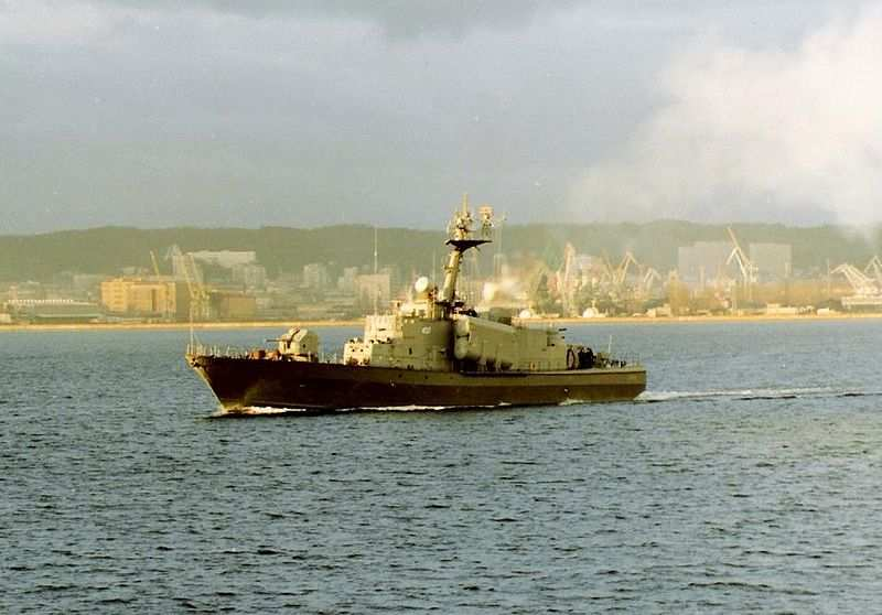 Kadetti Janne Palola kandidaatintutkielman LIITE 5 Tarantul I -luokka Alukset ORP Metalowiec (436), ORP Rolnik (437) Alustyyppi Ohjuskovertti Pituus ja Uppouma 56,1 metriä