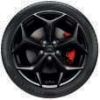 Fiesta ST:n vanteet 17" väri Flash Grey (Vakiovaruste. Hopeanväriset jarrusatulat) (D2YBU) (vain lisävarusteena) Kuvassa 19" kevytmetallivanne Shadow Black (D2VA6).