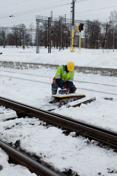4 Toiminnanharjoittajan vastuu Toiminnanharjoittaja vastaa toiminnassaan siitä, että sen palveluksessa tai toiminnassa mukana olevat: 1) liikenneturvallisuustehtäviä hoitavat täyttävät tässä laissa