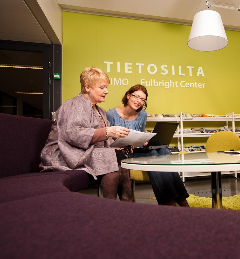 ASIANTUNTIJARYHMÄ Mahdollisimman poikkitieteellinen Jäsenillä oltava vankkaa kokemusta ja aihealueen tieteelliset faktat selkäytimessä Ryhmän jäsenet kiinteistöpäällikkö rakennustekniikan