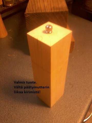 HUOM! Älä kirista liikaa, se voi rikkoa keraamiset osat!
