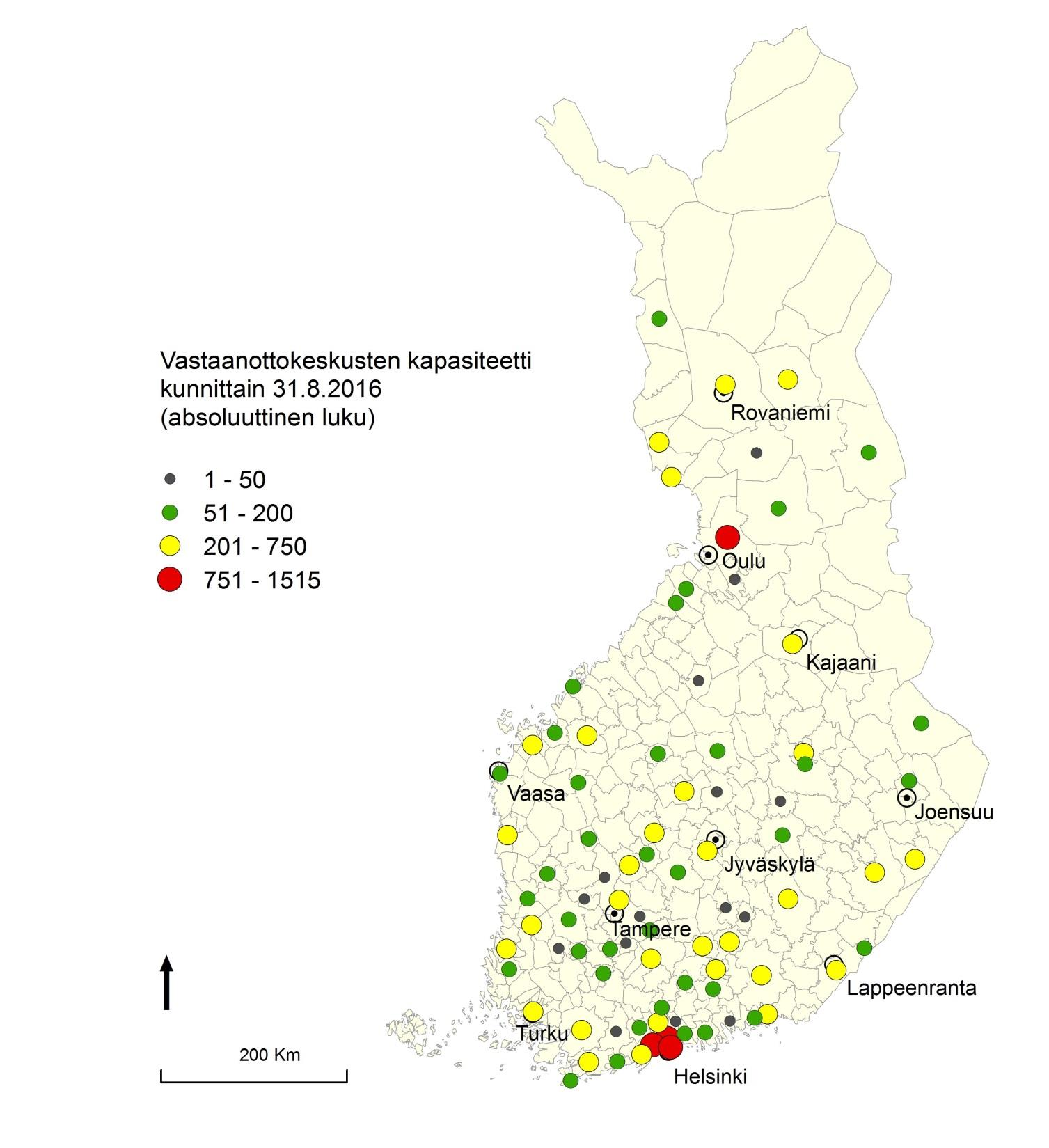 OLEMINEN turvapaikanhakijoiden sijoittaminen vastaanottokeskuksiin onnistui alkukaaoksen jälkeen varsin hyvin yhdeksän kymmenestä koki olevansa turvassa vastaanottokeskuksissa, mutta monet kokivat