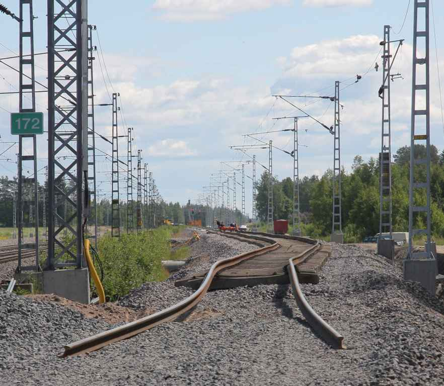 Transport infrastructure data of the Finnish Transport Agency 3/2011 37 The Government's transport policy report will be