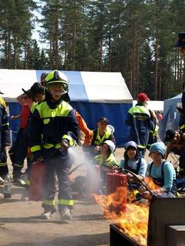 Leirivalmistelujen eteneminen Syksyn 2011 aikana pääpaino leirivalmisteluissa on ollut rahoituksen hakeminen.