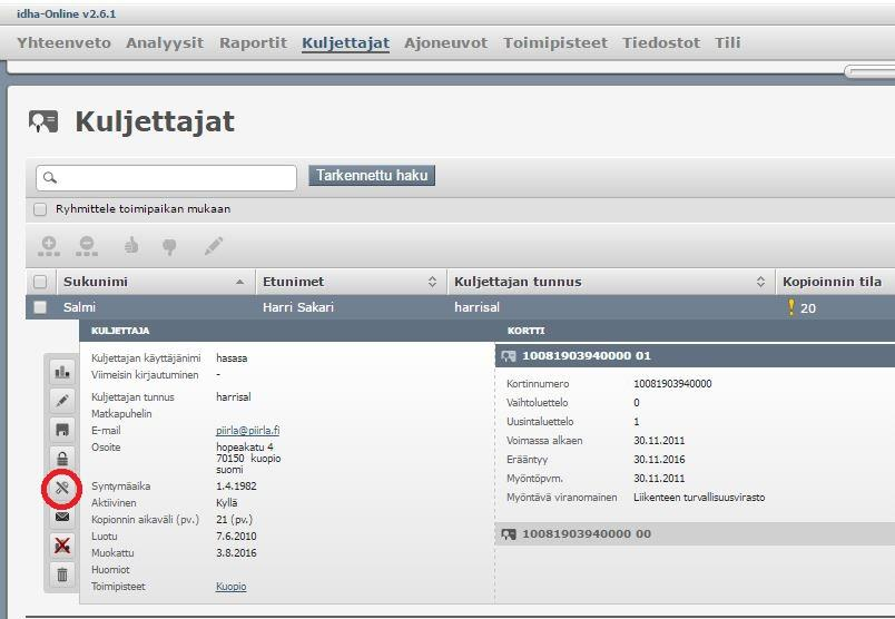 2.2.3. Käyttäjäoikeuksien myöntäminen kuljettajalle Ylläpitäjä voi luoda ohjelmistoon erilaisia rooleja ja muokata eri roolien oikeuksia.