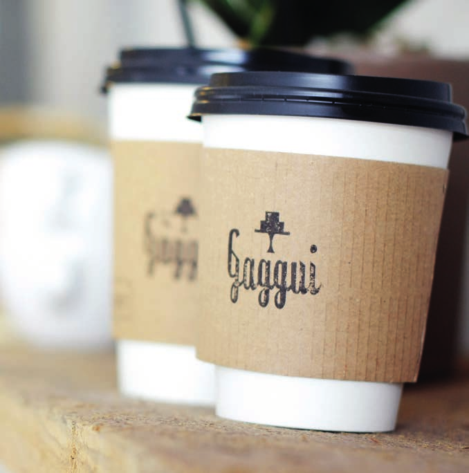 Saatavilla kahden, neljän ja kuuden kupillisen pannuja. Aeropress: Muovinen, kevyt ja helppokäyttöinen. Toimii, kuten pressopannu, mutta mukana on ilmanpaine.