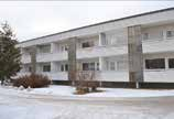 Ylimmän kerroksen parvekkeellinen huoneisto hissitalossa. Vakuus 495e. Vesi kul. mukaan, sähkö sisältyy vuokraan. Vuokra 495.