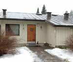 Hyvin hoidetun taloyhtiön piha asfaltoitu ja hoidetulla nurmikkoalueella istutuksia. Hyvät ulkoilumaastot. H. 147.000 / Kaisu Ensiesittely su 12.2 klo 13.00-13.