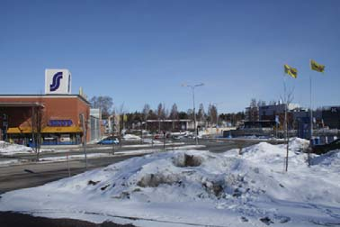 esustapalvelujen alue epämääräinen esustan reuna pysäöintialue / -laitos M Ydinesustaa täreät