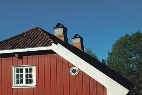 Korjausneuvoja kartoittaa paikan päällä tilanteen, tekee mittaukset, selvittää muutostöiden vaihtoehdot ja niihin saatavat mahdolliset avustukset.
