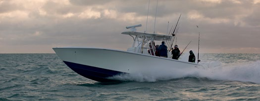SIMRAD-URHEILUKALASTUS JÄRJESTELMÄT Moduuleista koostuvasta Simrad-tekniikasta on helppo koota täydellinen järjestelmä kalastukseen.