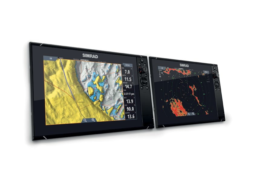 MONITOIMINÄYTÖLLISET NAVIGOINTIJÄRJESTELMÄT UUSI NSS EVO3 Uusissa Simrad NSS evo3 -näytöissä on hyödynnetty mullistavaa kosketusnäyttötekniikkaa, ja niissä on entistä monipuolisempi näppäimistö.