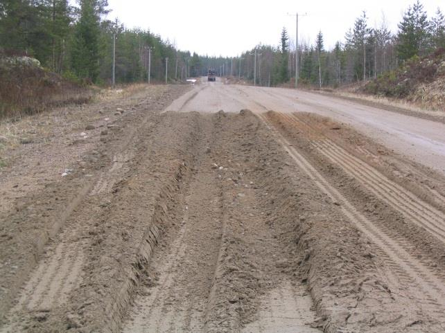 kuivatus rinnepaikkojen vesipussit Kelirikkovaurioiden