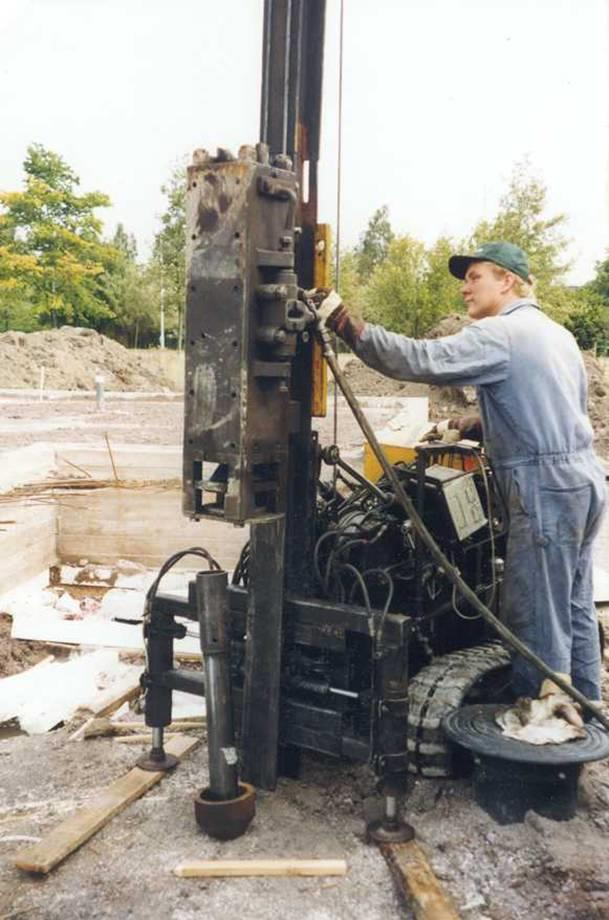 RR - CSG-paalu 1997-2001 Rautaruukki kehitti yhdessä Tampereen teknillisen korkeakoulun geotekniikan