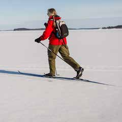 Lumi-iloa talvipäiviin Nauti pirteästä pakkaskelistä Lappeenrannan ja Imatran seudulla hiihtäen, lasketellen, pilkkien, luistellen, kelluen tai seikkaillen.