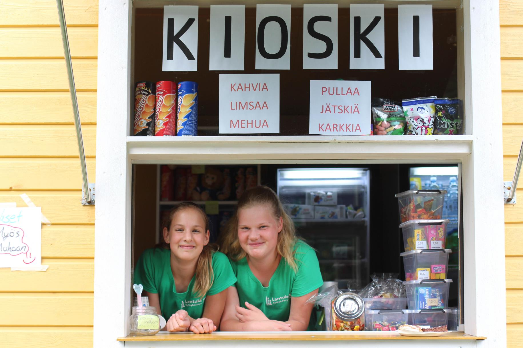 2016 Kesäkioski valmistui ja kuusi nuorta