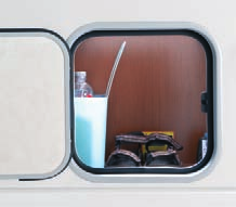 A A A B C D E F G Ainutlaatuinen Hymer-PUAL-seinärakenne: Hymermobil-autojen Hymer-PUAL-seinä on vain 3,5 cm vahva, mutta se vastaa lämmöneristykseltään 80 cm tiiliseinää (A).