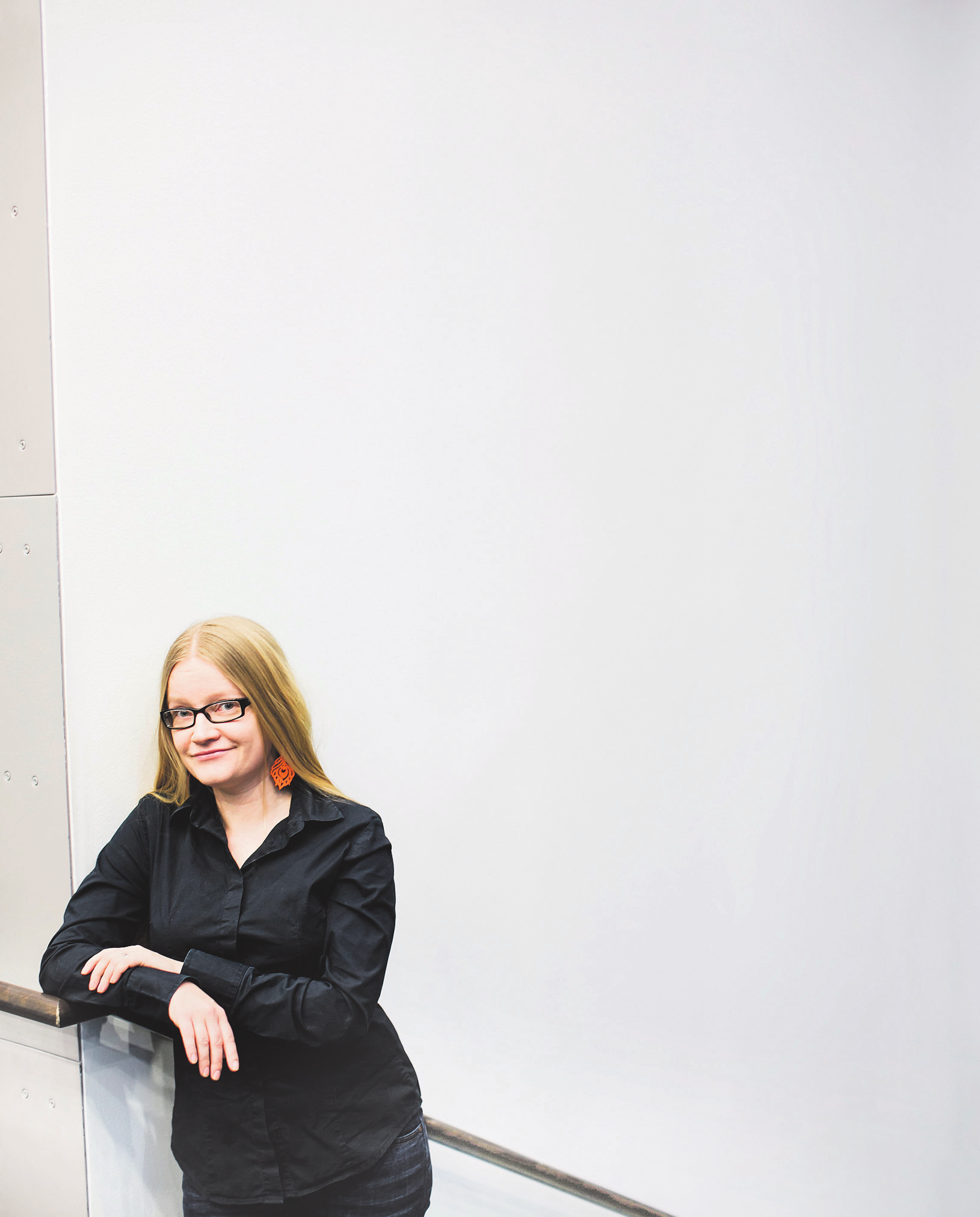 KOLUMNI Tapahtui näinä päivinä KUVA:kai widell }} Johanna Vehkoo painokoneetseis@gmail.com Kirjoittaja on vapaa toimittaja, tietokirjailija ja yksi Long Playn perustajista.