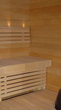 SAUNA JA PESUTORNI Lauteet ja valokuidut Kuivausrumpu Lauteet ja panelit suora ylälaude kiuas integroitu