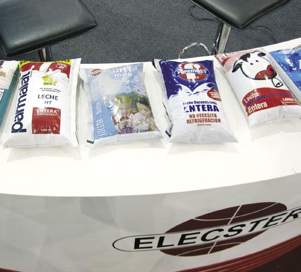 E L E C S T E R OY J Elecster on maailmanlaajuisesti tunnettu maidon UHT-prosessointilaitteistojen, maidonpakkausjärjestelmien ja pakkausmateriaalien toimittamiseen erikoistunut yritys.